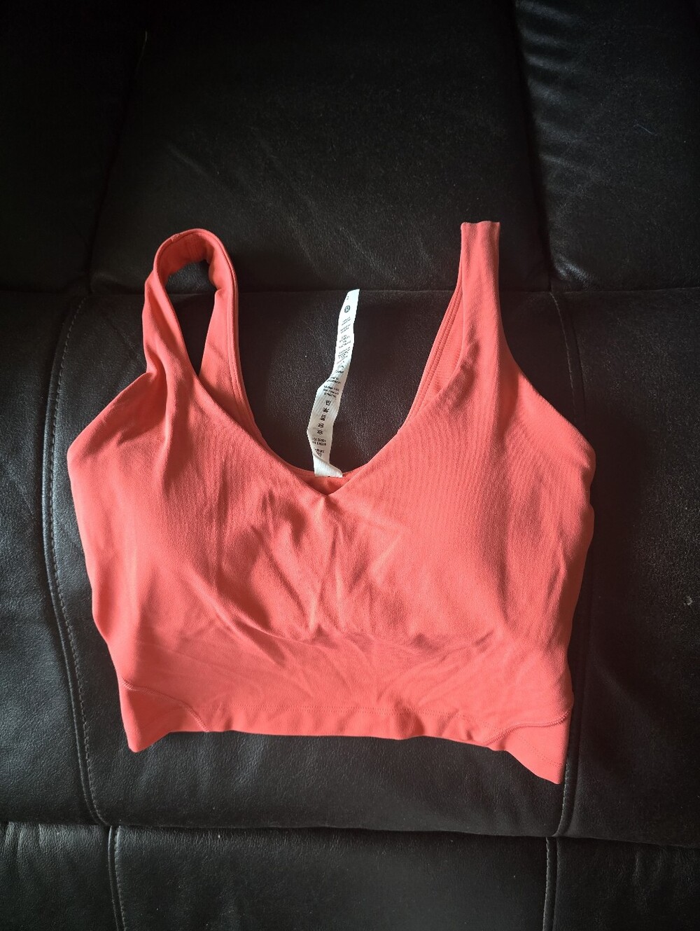 Lululemom -Women's Coral Scoop Neck Seamless Crop Tank Top Size 2
